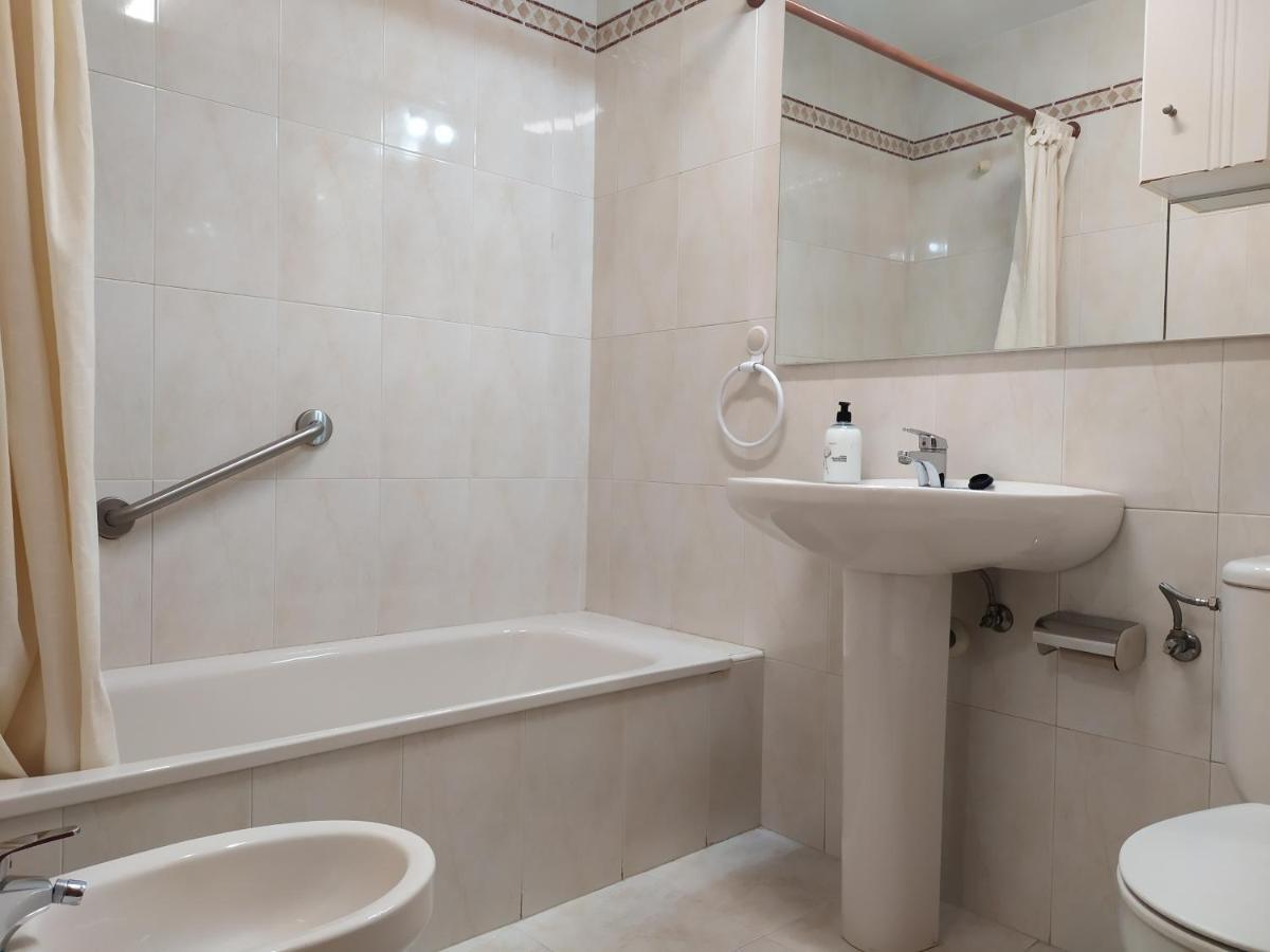 Apartamento Poniente Con Dos Banos Muy Centrico 6 Personas Logrono Exterior photo